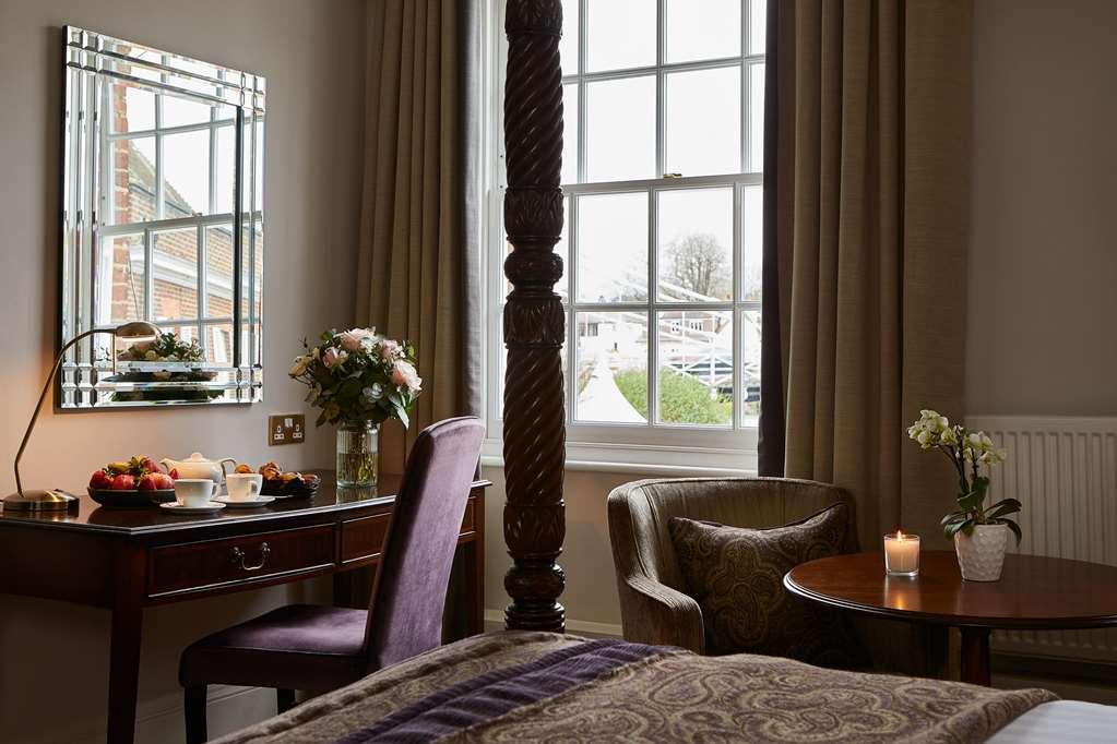 Hotel Macdonald Compleat Angler à Marlow  Chambre photo