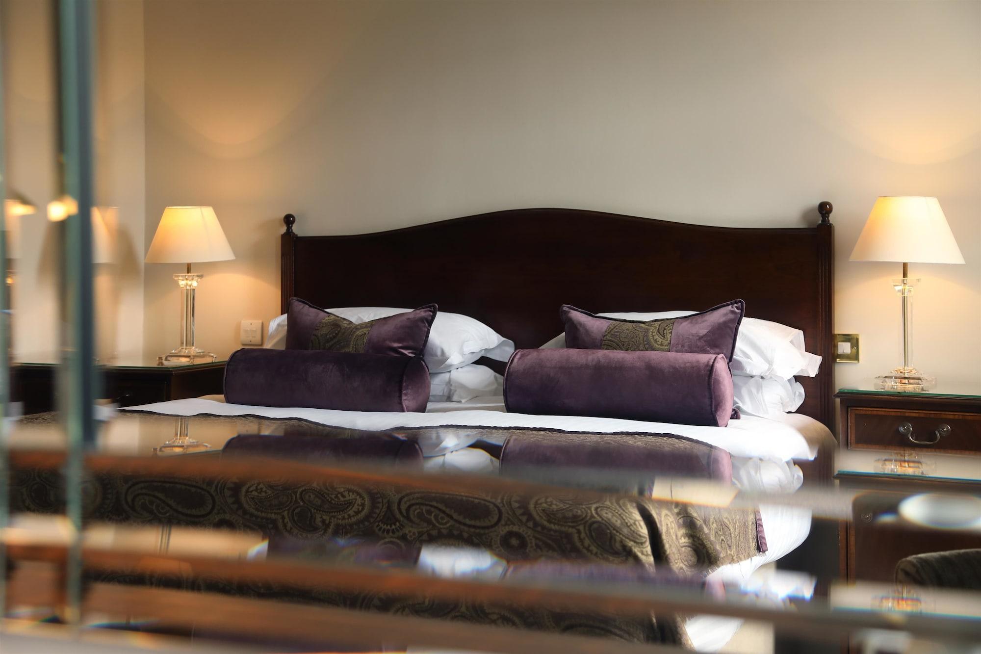 Hotel Macdonald Compleat Angler à Marlow  Extérieur photo