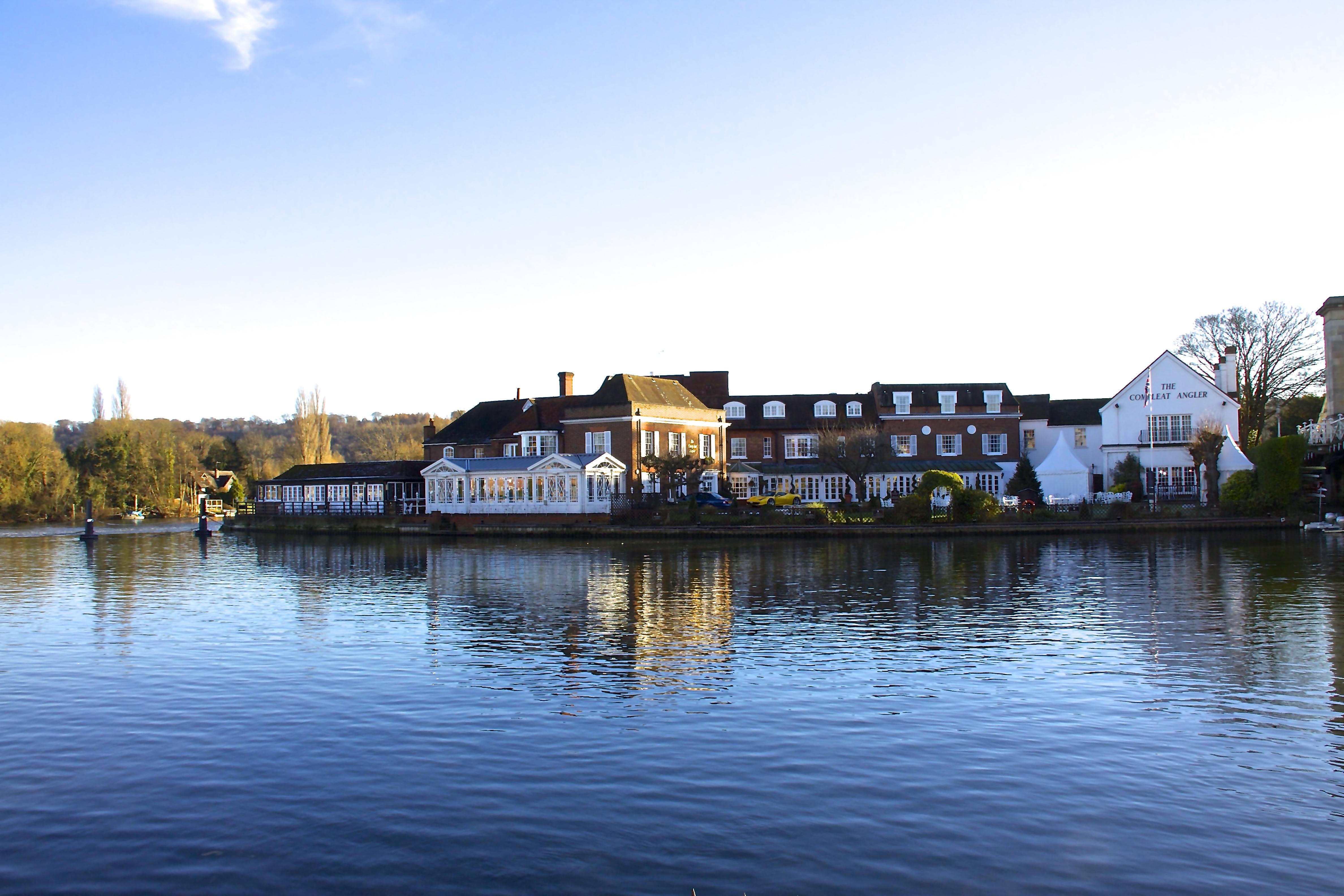 Hotel Macdonald Compleat Angler à Marlow  Extérieur photo