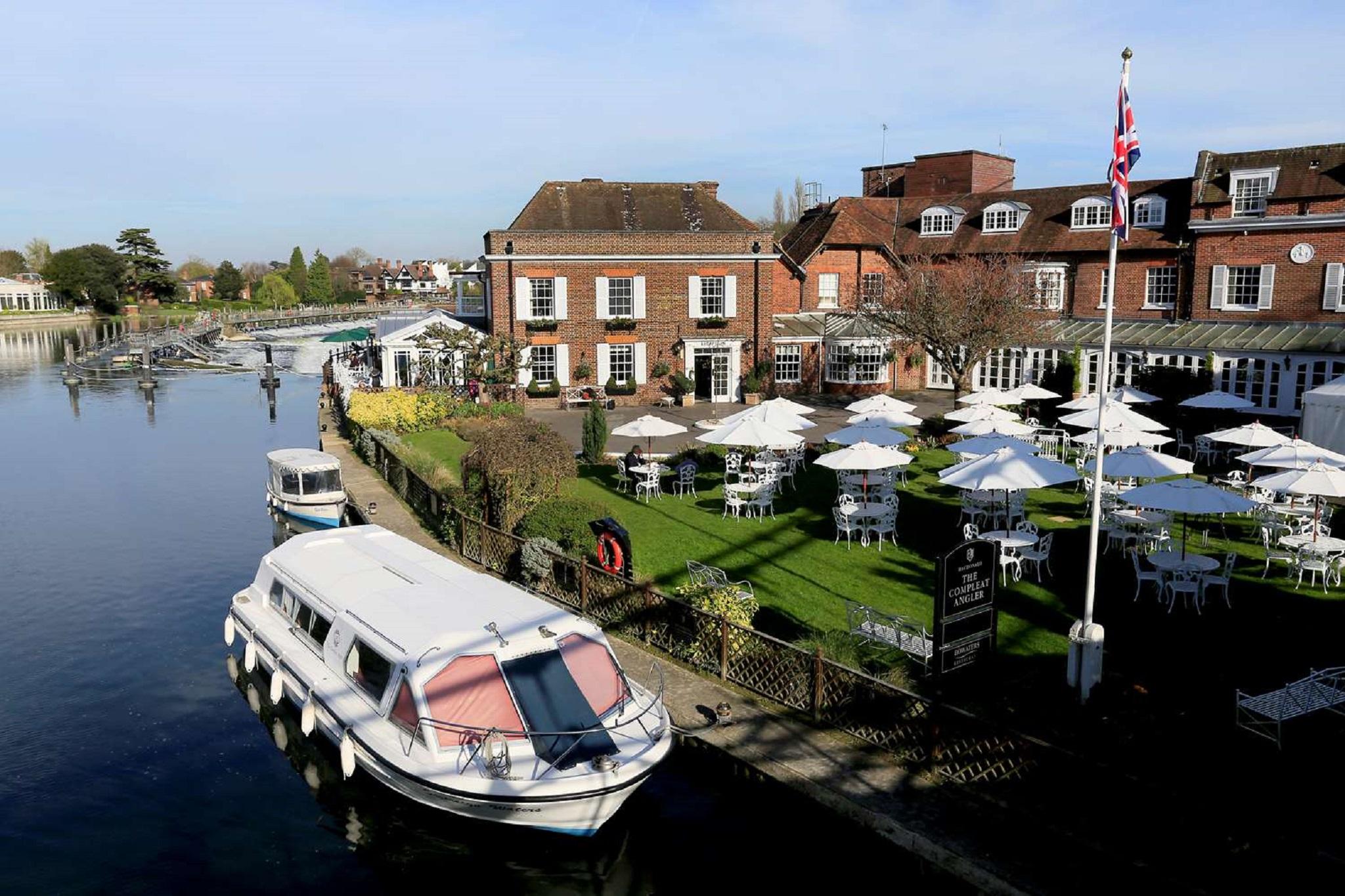 Hotel Macdonald Compleat Angler à Marlow  Extérieur photo